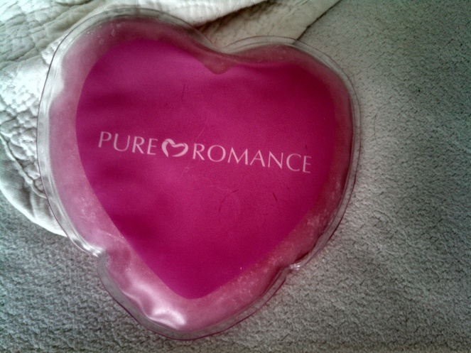 Dear 20-somethings: This gel-filled heart will make you yawn ALL NIGHT LONG.